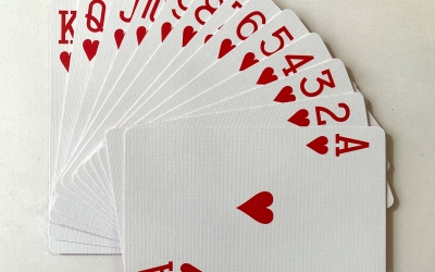 掼蛋扑克印刷厂,掼蛋扑克牌定制,礼品扑克牌厂,黑芯扑克牌印刷厂