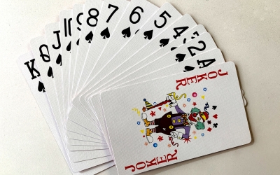 北京掼蛋扑克印刷厂,掼蛋扑克牌定制,礼品扑克牌厂,黑芯扑克牌印刷厂